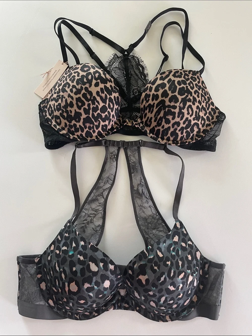 Victoria's Secret Leopard Print Very Sexy Push-Up Bra Set - Black & Pink 34 B